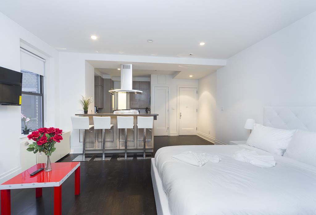 5Th Ave Suites New York Room photo