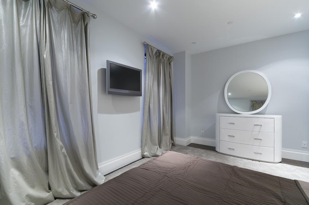 5Th Ave Suites New York Room photo